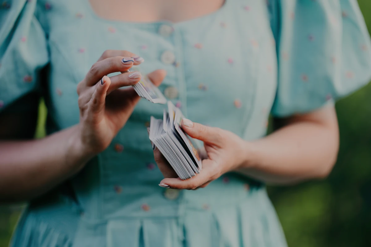 Voyance et droit des minorités : Vers une protection juridique renforcée